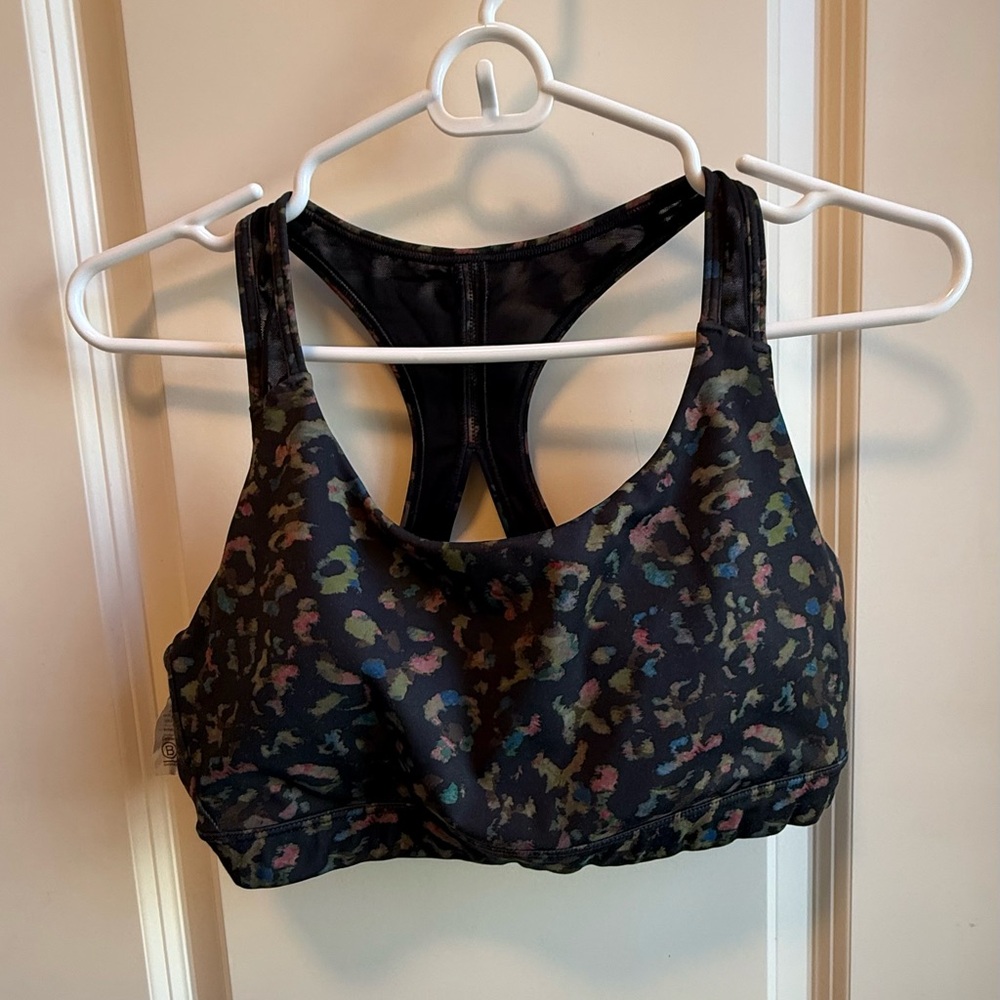 Athleta Sports Bra, size M
